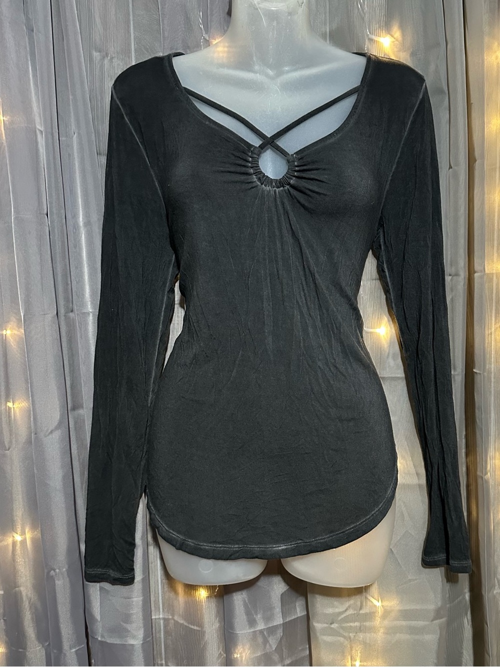 White Crow Buckle strappy keyhole black long sleeve Sz S grunge bikercore